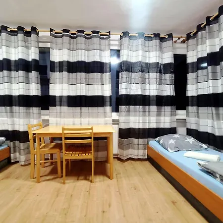 Hostel Plus Krasków